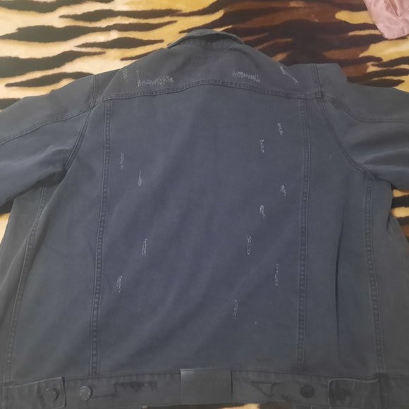 !!!Denim Jacket For SALE!!! Never worn - Picture 3 of 4